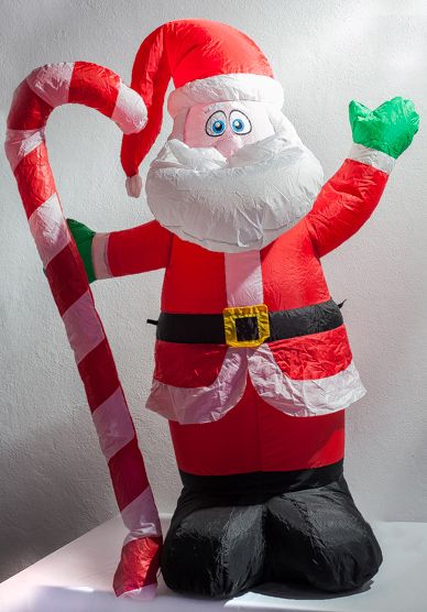 Santa Claus con bastón de caramelo 120 cms modelo: WS-301326 
